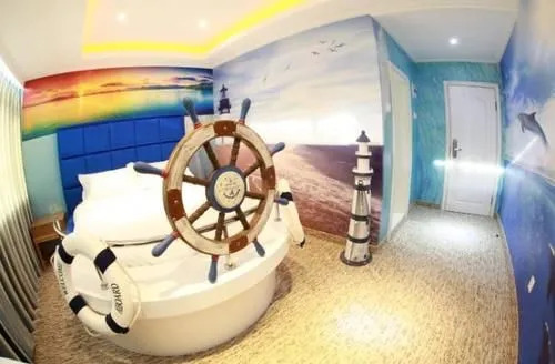Yepu Night Theme Hotel- Dalian