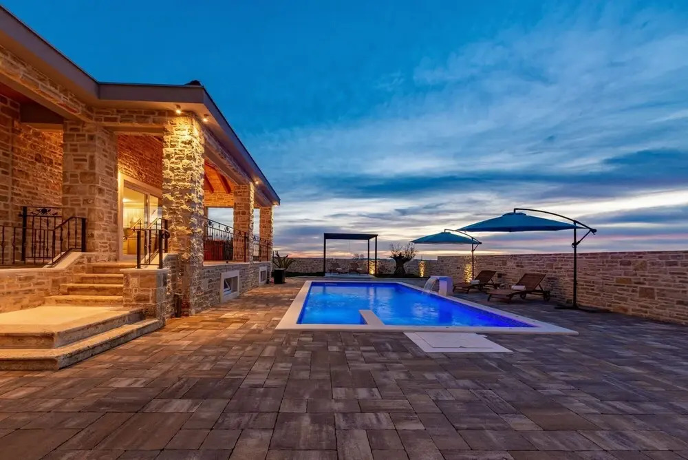 Villa Zizi in Vrsi With 4 Bedrooms and 3 Bathrooms