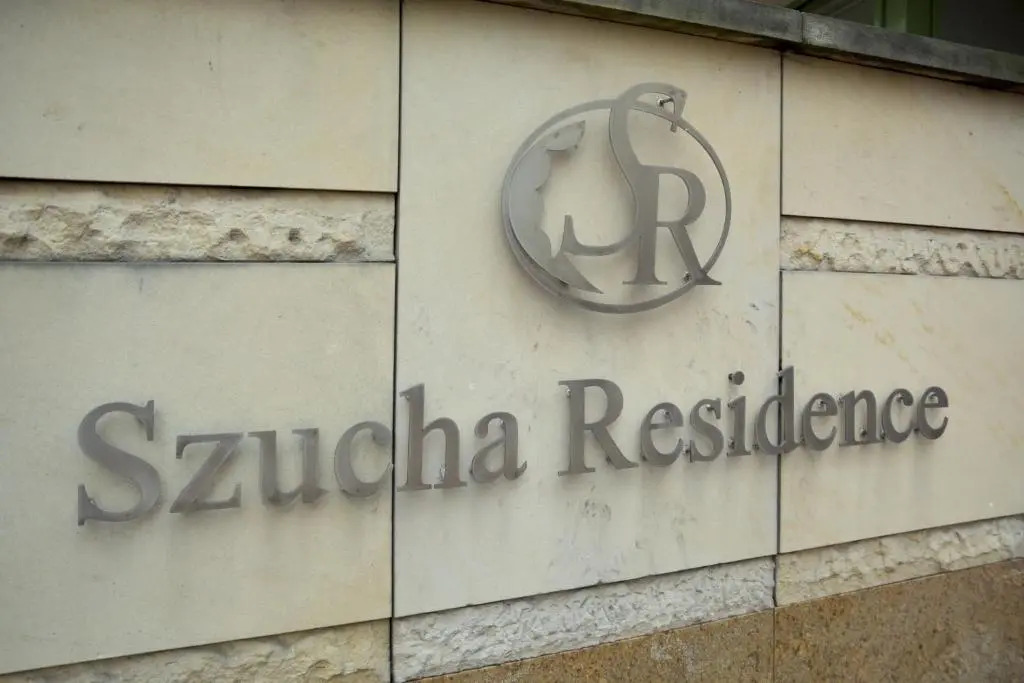 Szucha Apartments