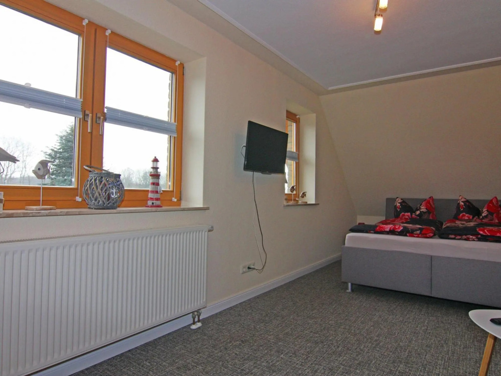 Apartment house, Lütow