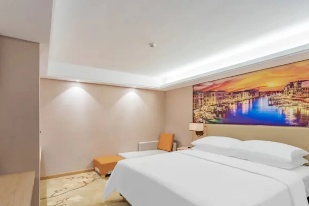 Vienna Hotel (Dongguan Wangniudun Wanghong Hub City)