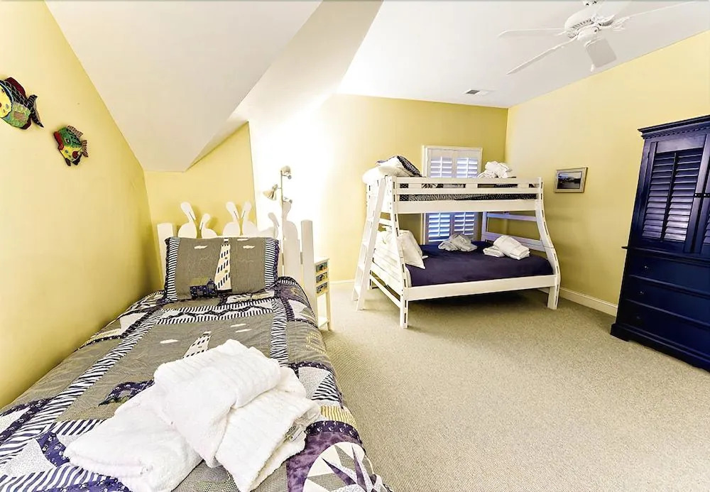Su Casa 5 Bedroom Holiday Home