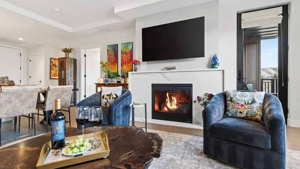 Mountain Dream at Frontgate by Avantstay Condo + Ski Shuttle Pool + Spa Access Mins to Beaver Creek