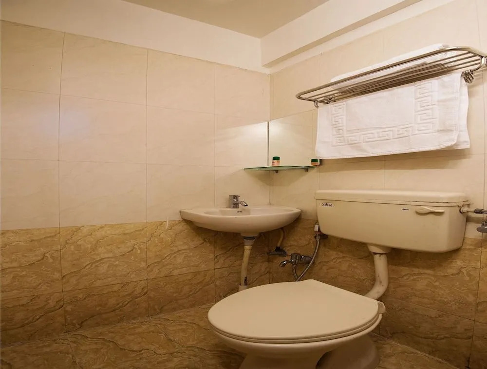 OYO 10234 Hotel Pancham