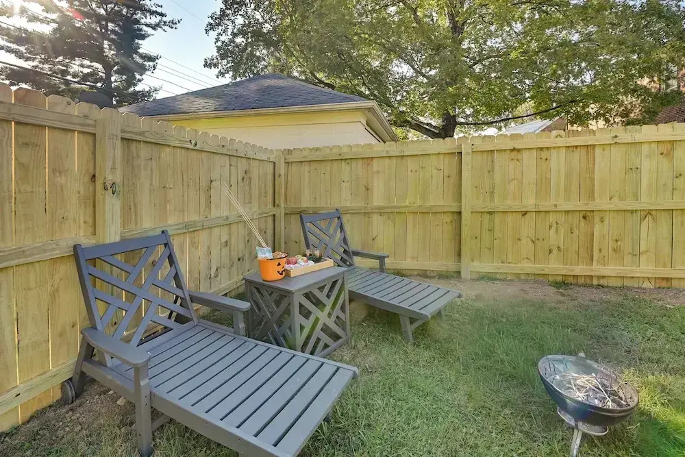 3 Mi to Dtwn: Updated Home w/ Hot Tub in Lexington