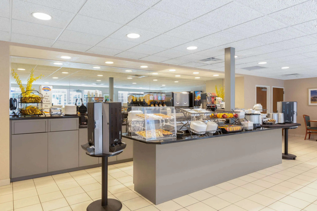 Baymont by Wyndham Des Moines Airport
