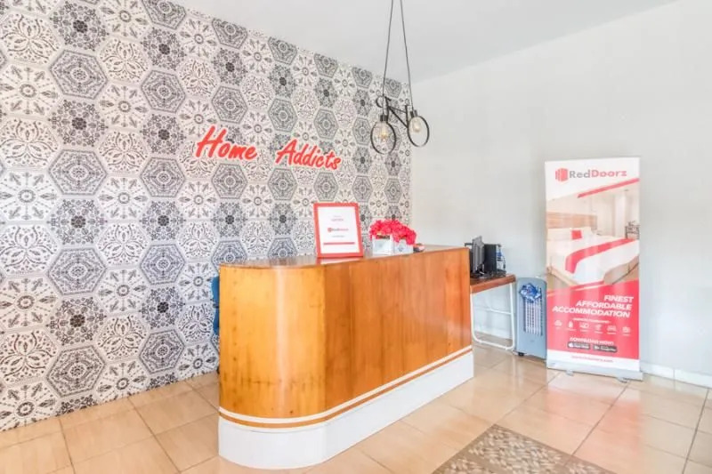Home Addicts Hostel