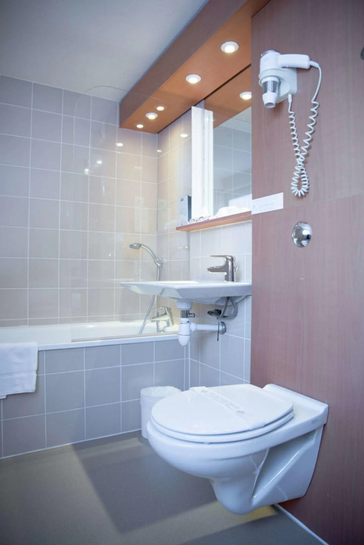 Kyriad Rennes Nord Hotel