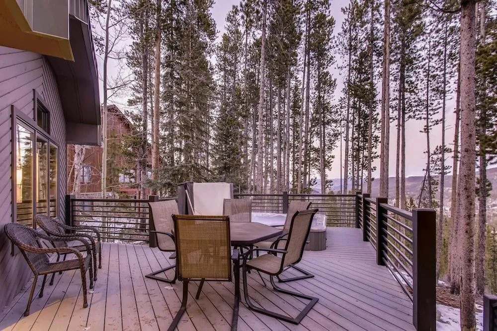 Grand Vista Lodge