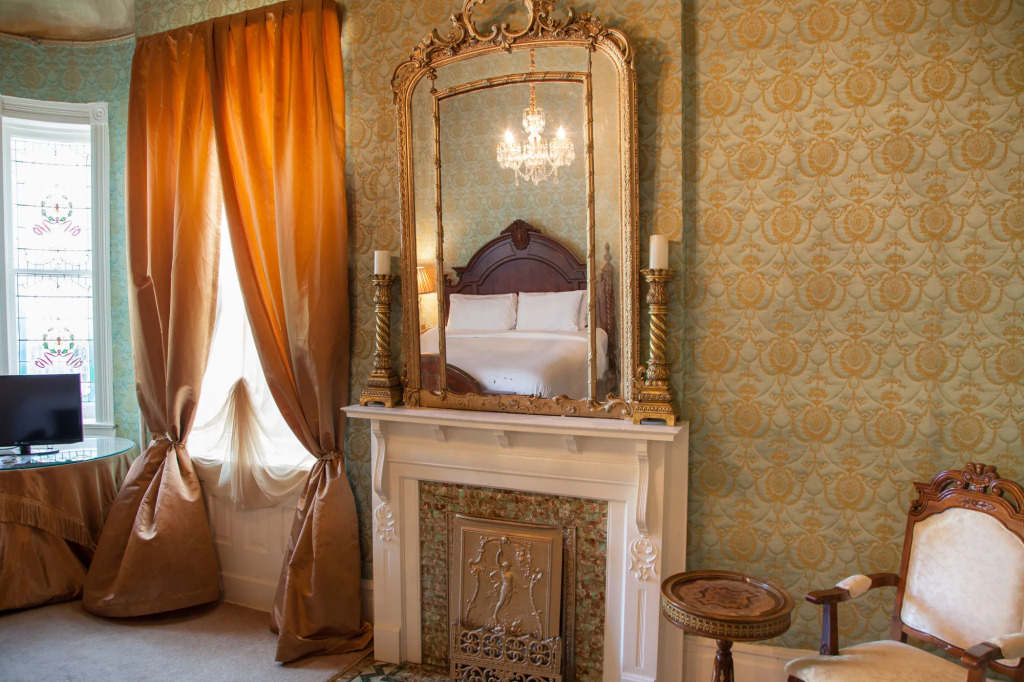 The Cornstalk Hotel