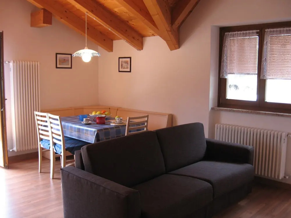 Molvenolago Apartments