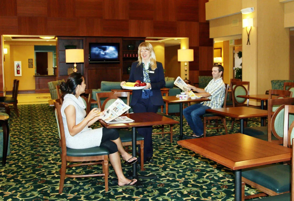 Hampton Inn & Suites Seal Beach