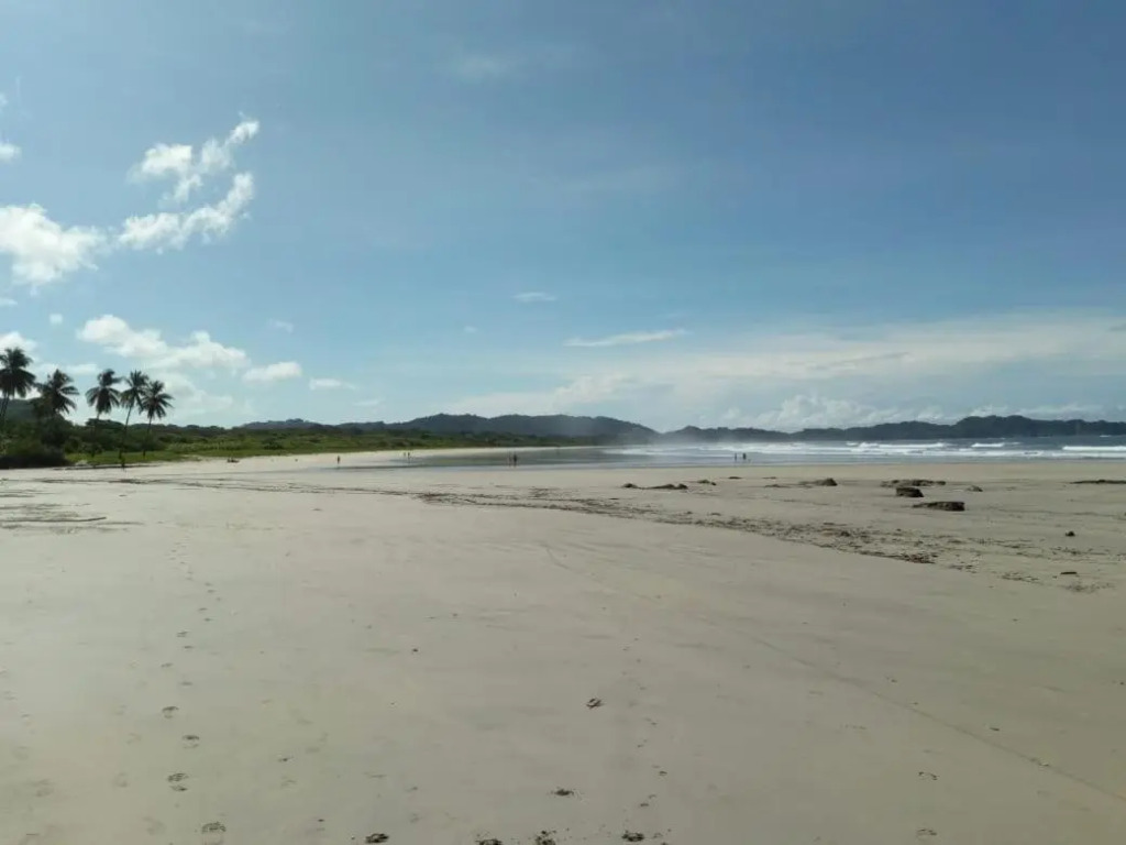 1 Bedroom G-Land Burnt Toast Surfcamp