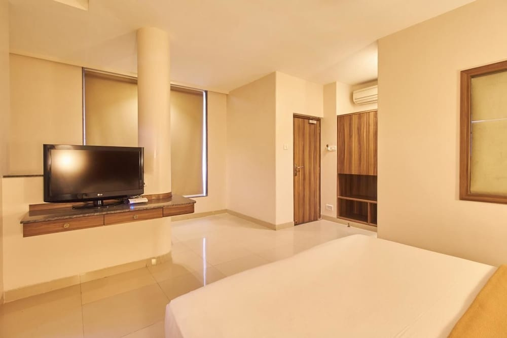 Sai Palace Budget Hotel