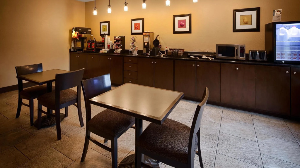 Best Western Oakdale Inn