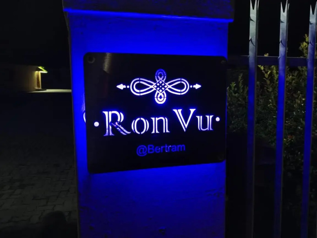 RonVu @ Bertram