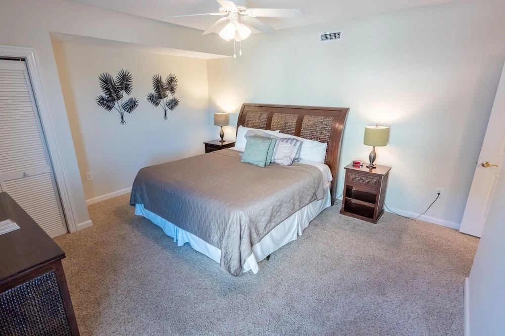 208 Royale Palms 3 Bedroom Condo