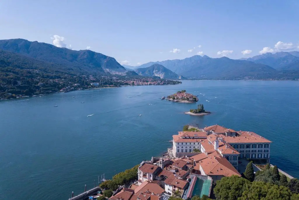 The Modern Apartment In Stresa