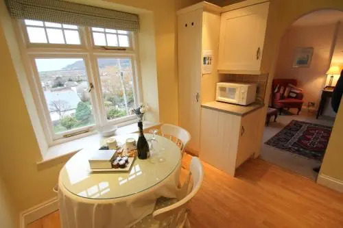Hurlestone Apartment