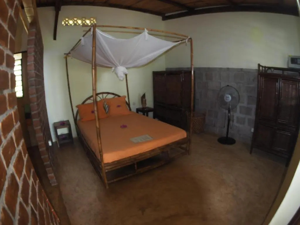 La Case Sakalava ECOLODGE
