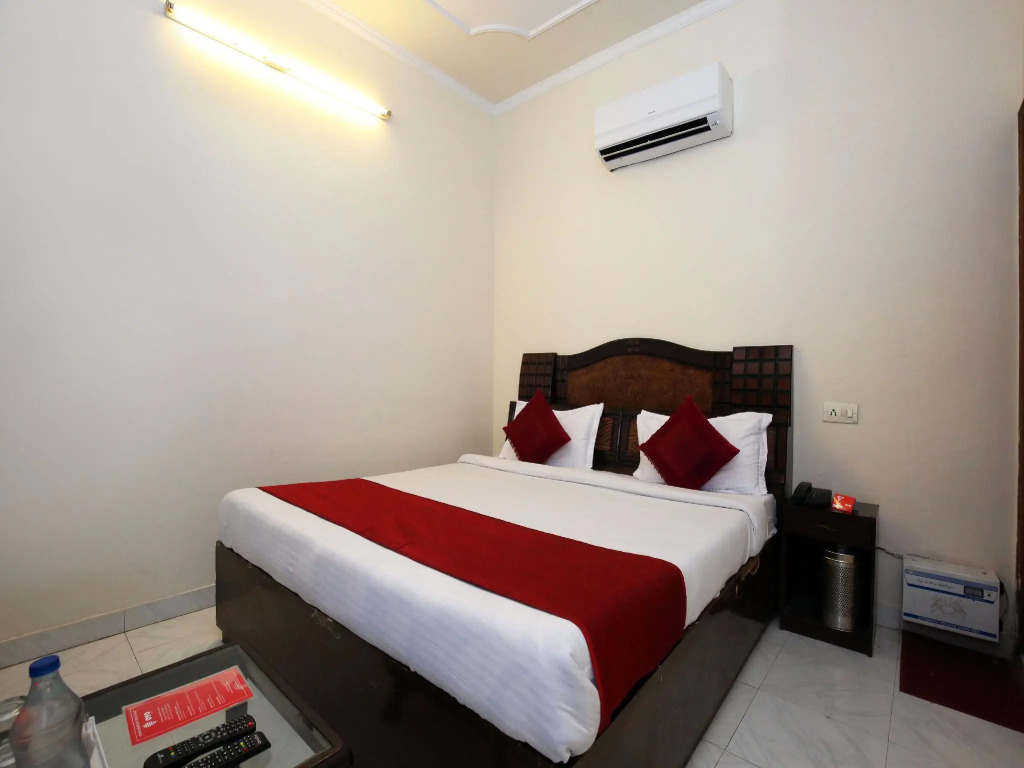 OYO 5853 Hotel Shingar Regency