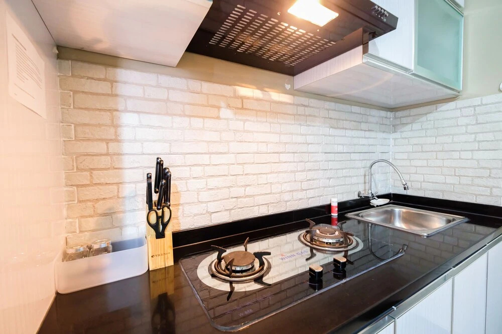 2 Bedrooms at Gading Greenhill Apartment by Travelio