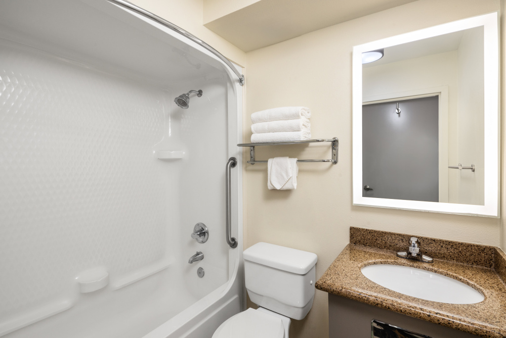 Holiday Inn Redding by IHG