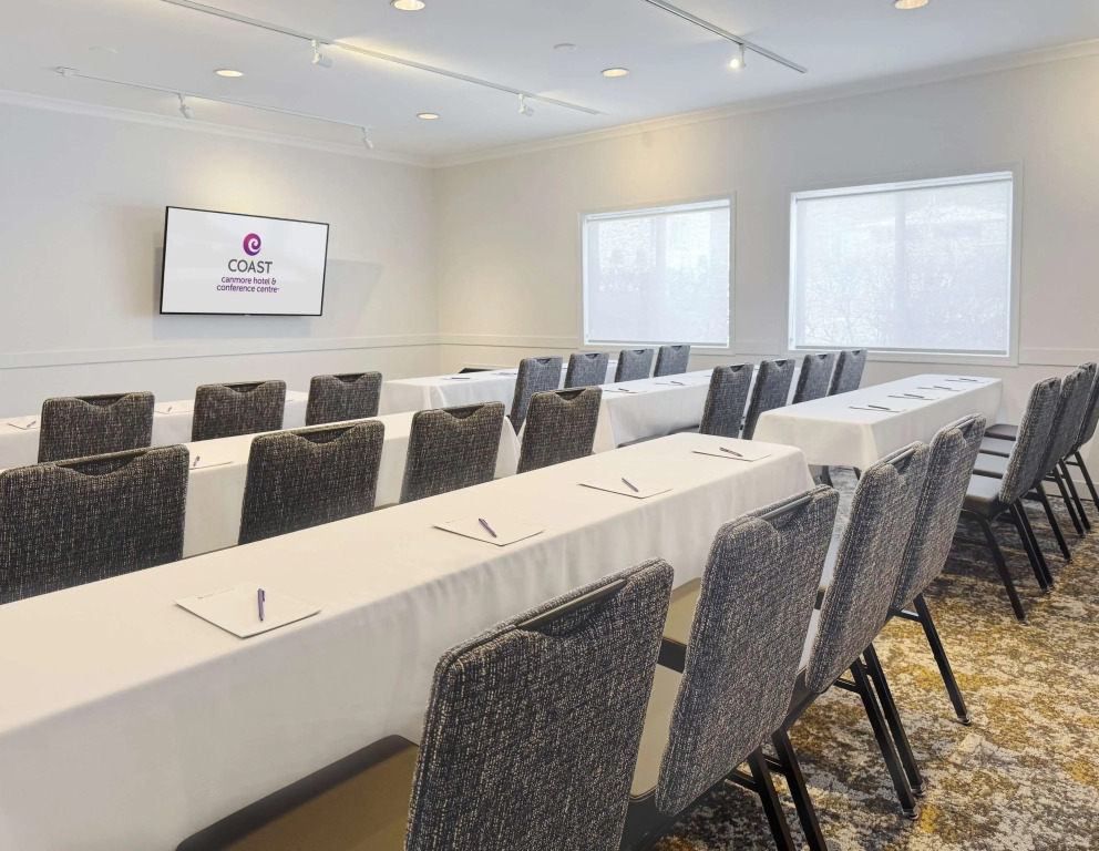 Coast Canmore Hotel & Conference Centre