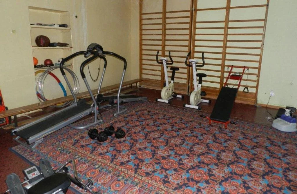 Cosmos Hotel