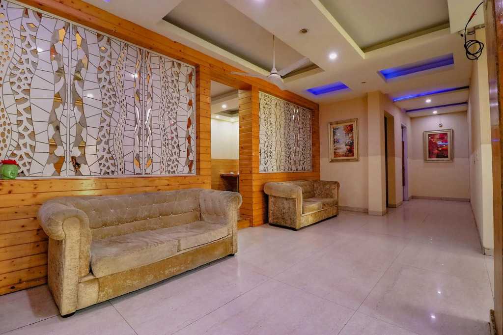 Fabhotel Gaba Corporate Suites