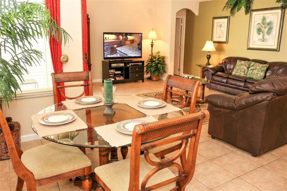 Prestwick Drive Apartment 4 Bedroom