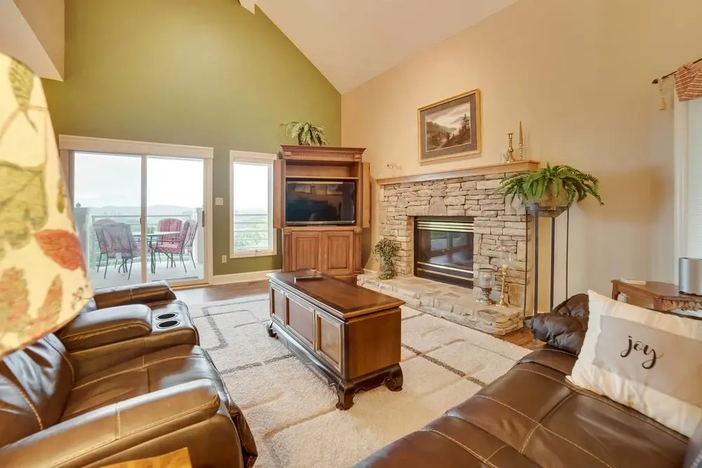 Sevierville Home w/ Mountain Views ~ 1 Mi to Town!