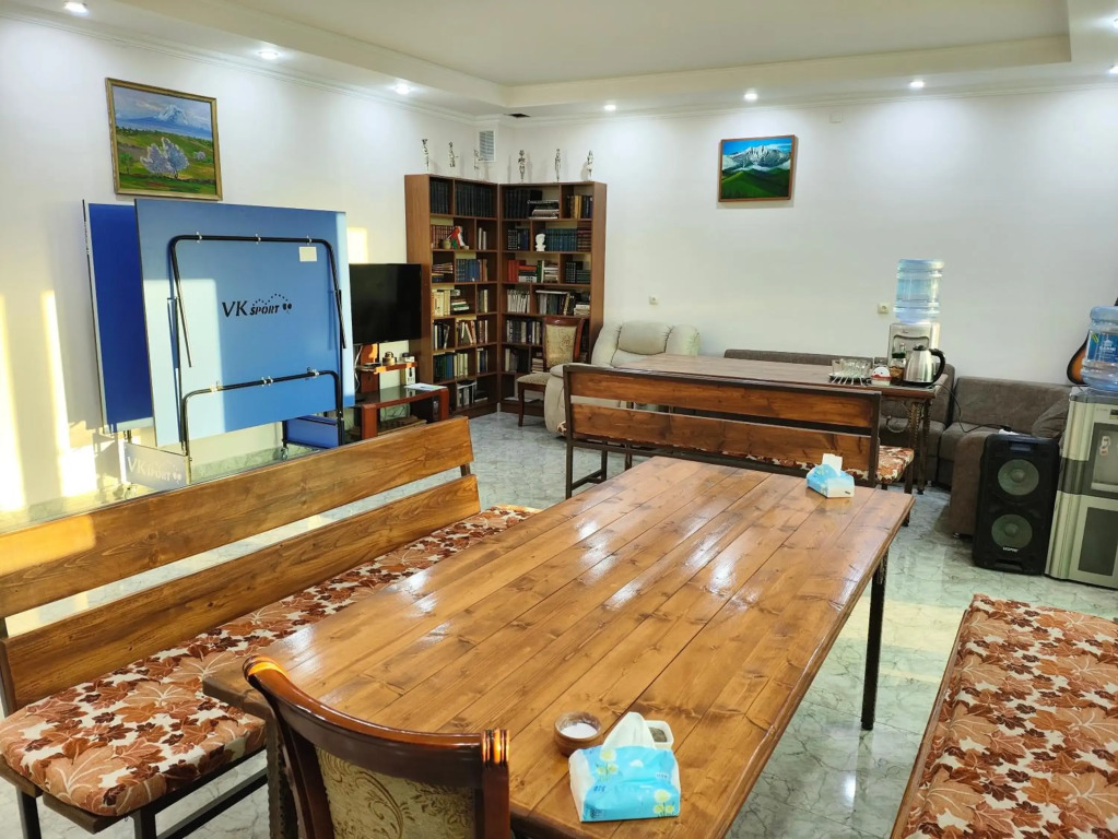 Artur's Poolside EXciting Rest house of 5 rooms