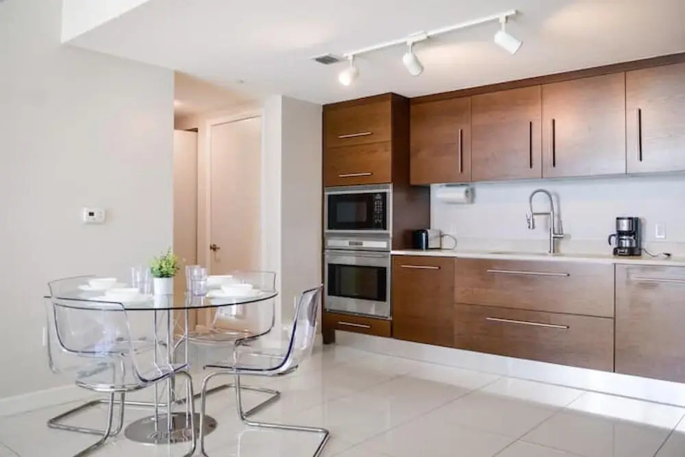 Luxury 1 BR Higher Penthouse Icon Brickell