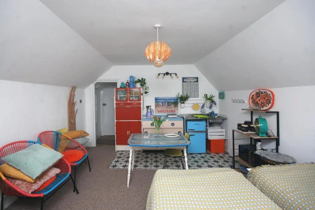 Enjoy Ventnor 2, Pier Street, Wightlink offer