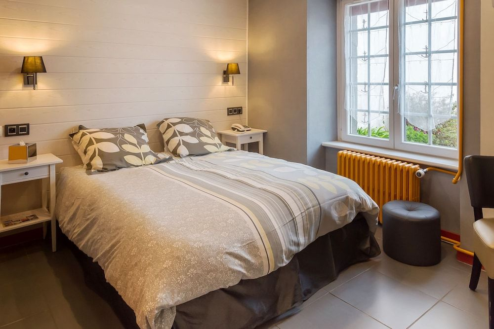 Hostellerie De La Mer