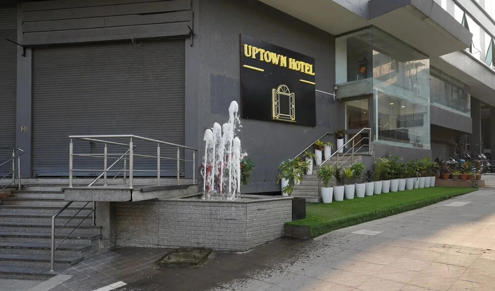 Octave Uptown Suites