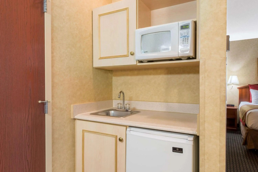 Lancaster Suites