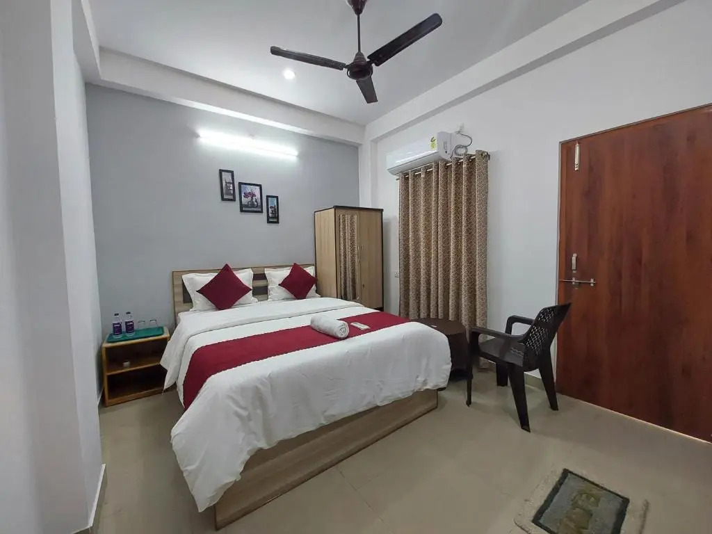 Manor Residency