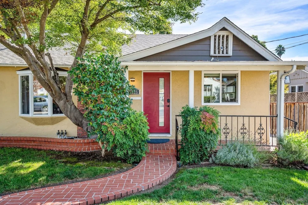 W/ Heated Pool & Hot Tub! 3br Napa Staycation Home 3 Bedroom Home by RedAwning