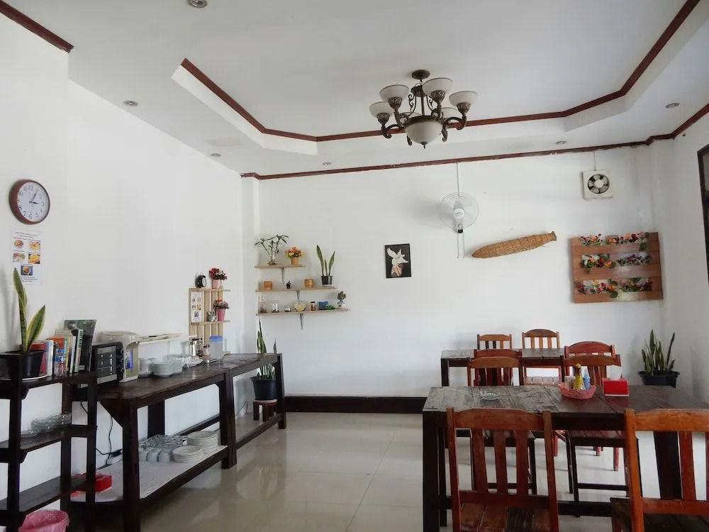 Vang Vieng Camellia Hotel