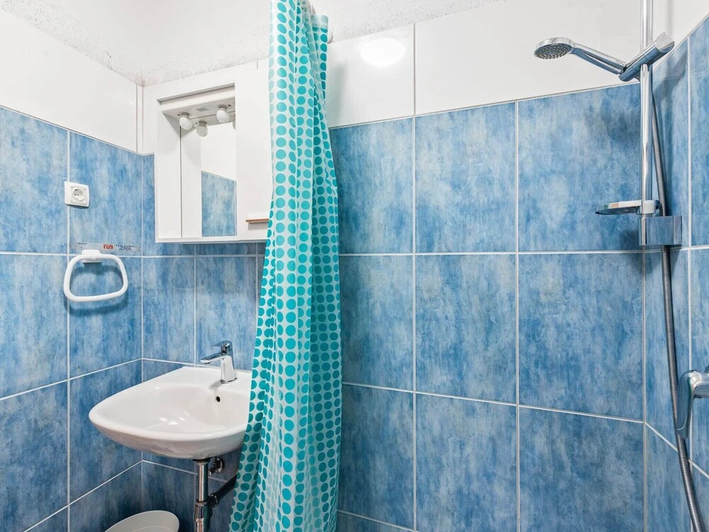 Pleasant Apartment in Posedarje near Sea