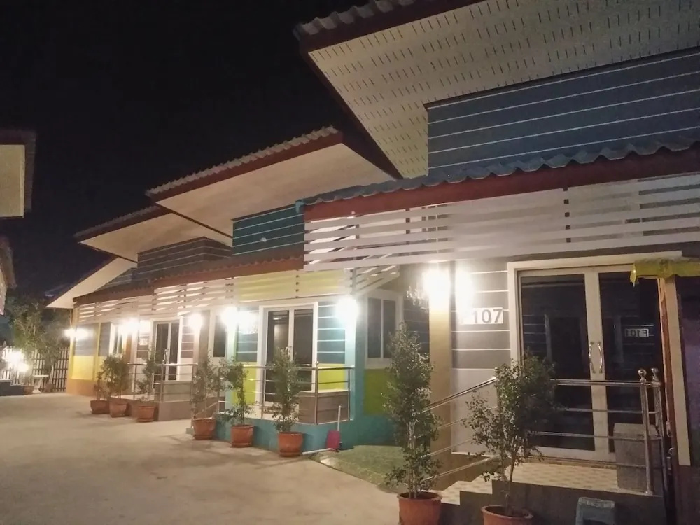 Jumbo Villa Homestay and Resort