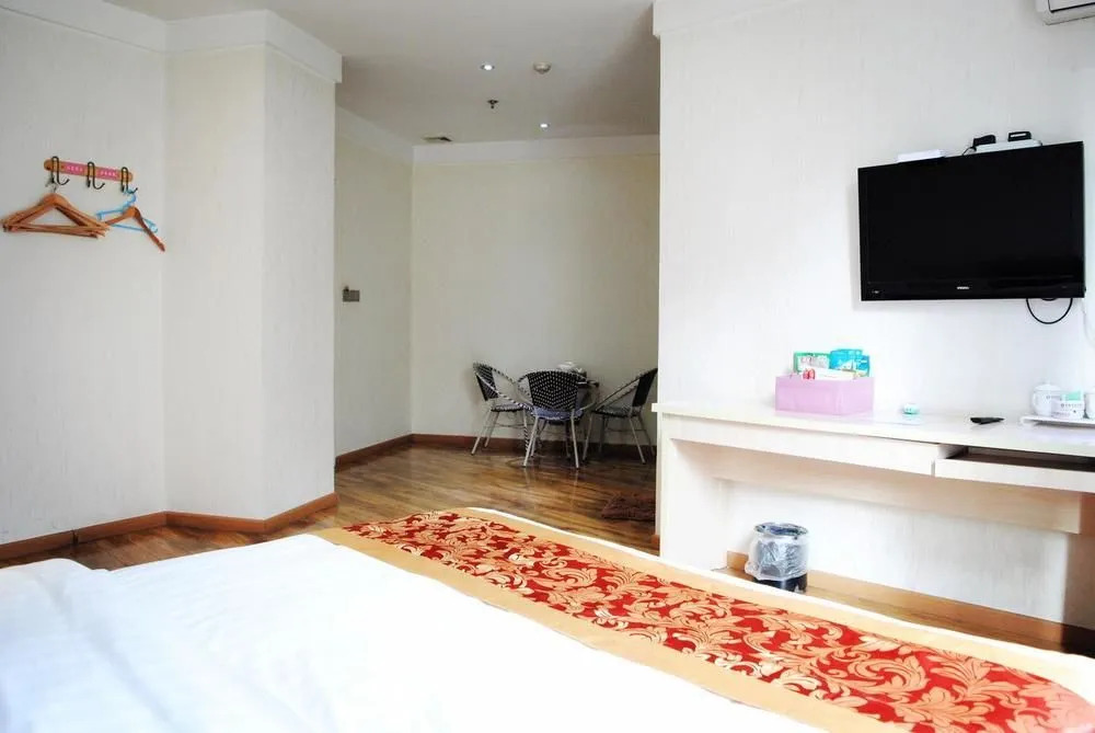 Chongqing Huahai Fashionable Hotel