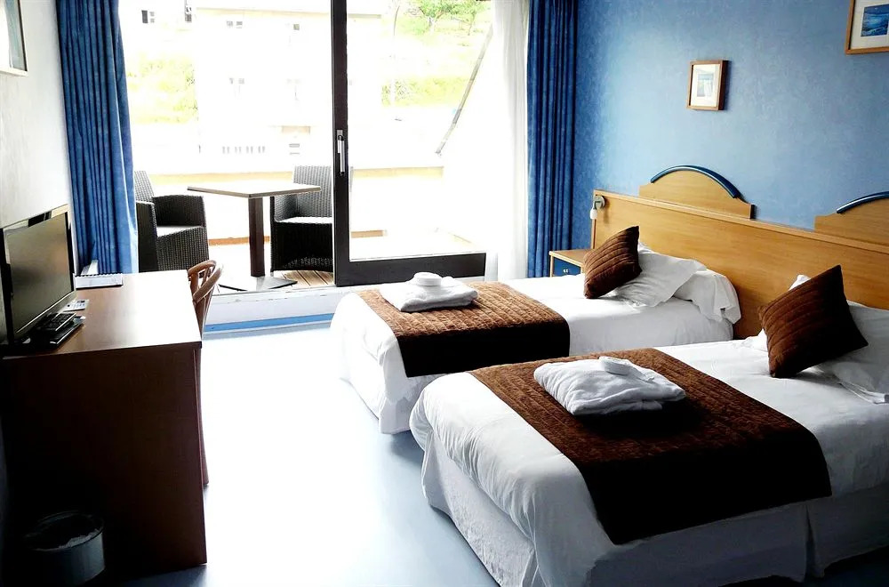 Brit Hotel Du Ban