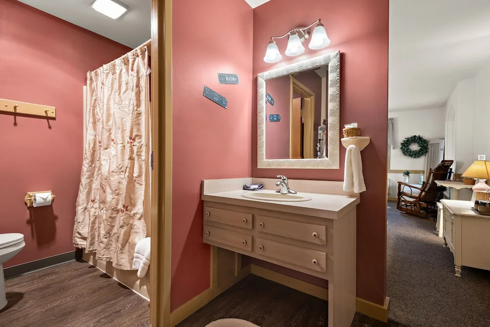 Country Living Inn