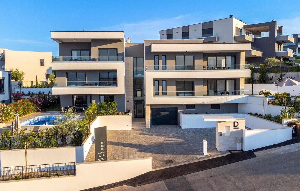 Beautiful Apartment in Malinska With Outdoor Swimming Pool, Wifi and 3 Bedrooms