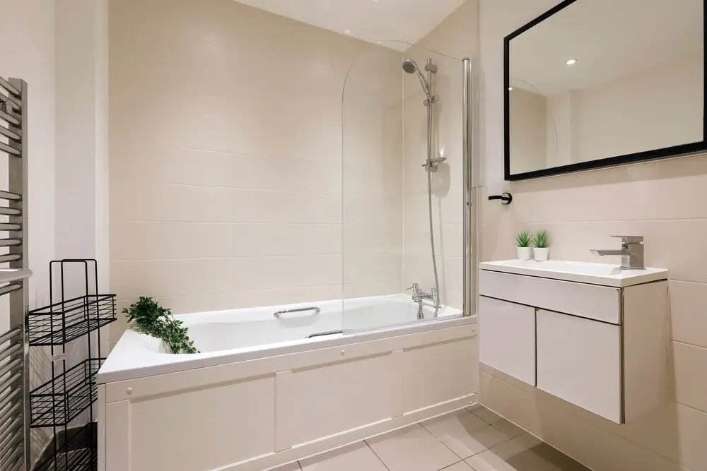 Modern Contemporary 2 Bed With Garden