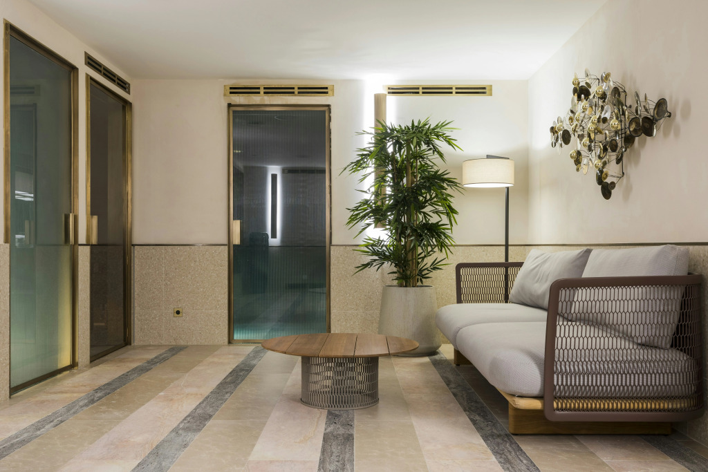 Grand Powers Hotel