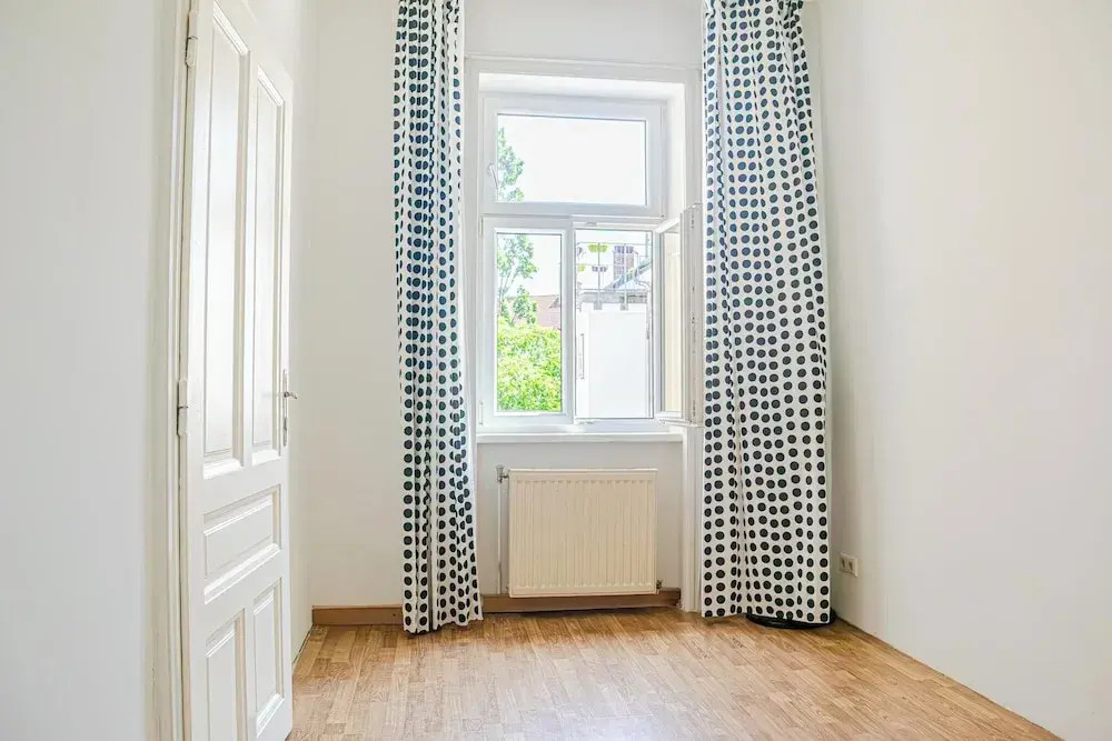 Stylish 2BR Apartment Long Stay for 5